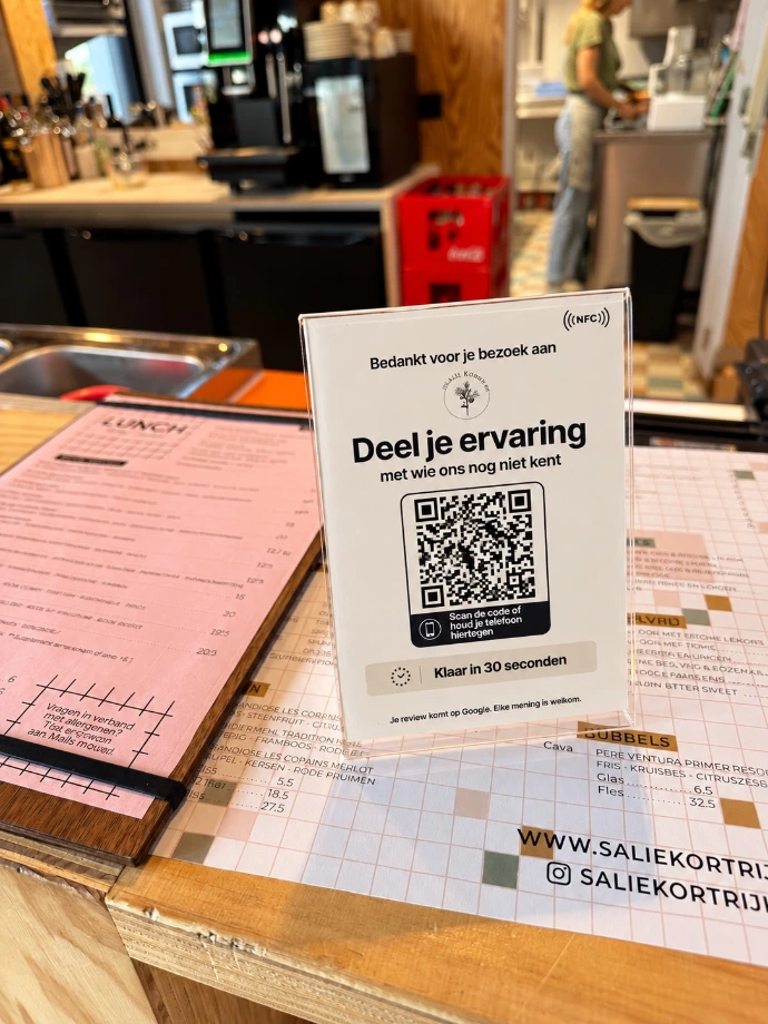 Sterrenwacht-display op de toog van Salie